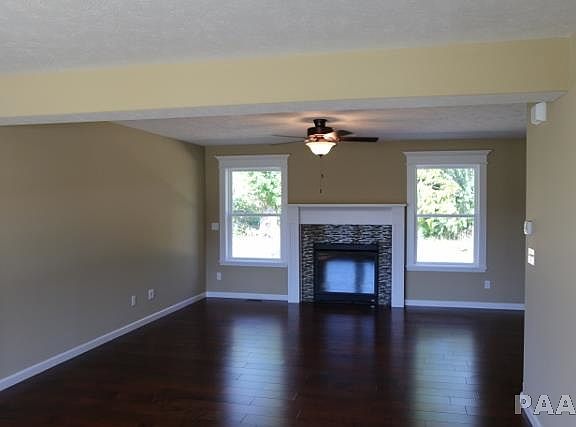 5th image of 6111 Clairemont Ct