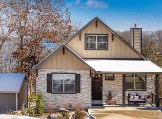 428 Happy Hollow Rd, Blue Eye, MO 65611