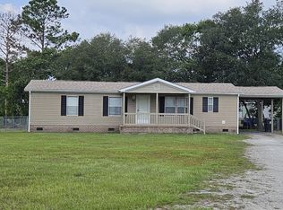 447 Daddy Ct SW, Shallotte, NC 28470