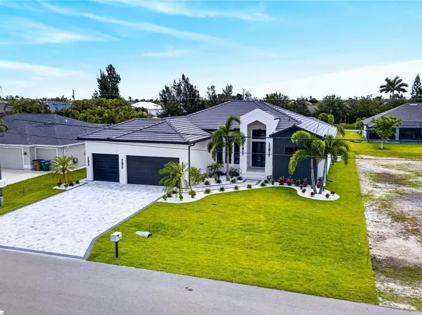 209 NW 35th Pl, Cape Coral, FL 33993
