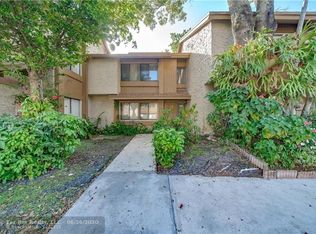 164 Wimbledon Lake Dr, Fort Lauderdale, FL 33324