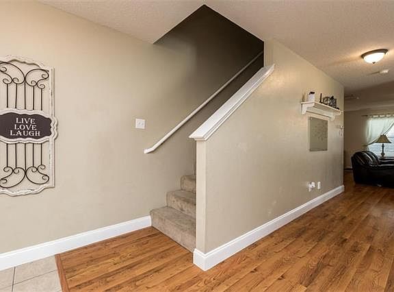 4th image of 4856 Parkview Hills Ln