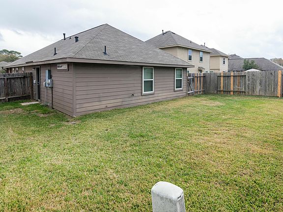 5th image of 3831 Cary Creek Dr