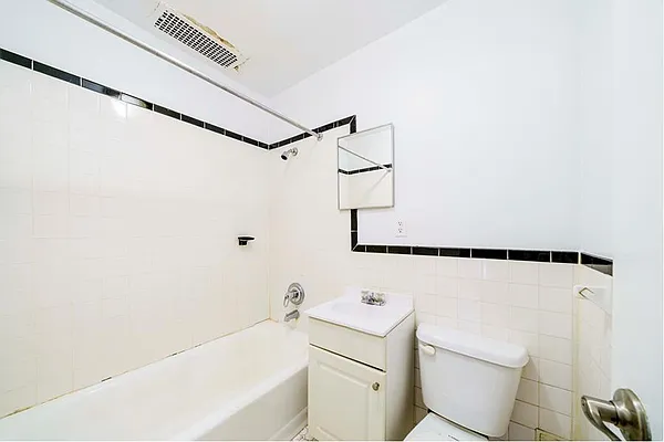 Rented by Douglas Elliman | media 6