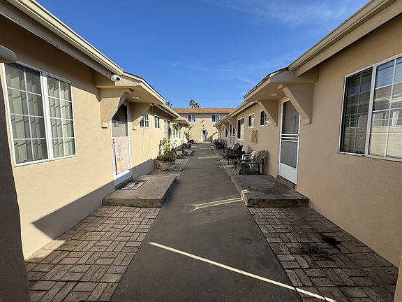 4th image of 5058-68 Santa Monica Ave #5060.5