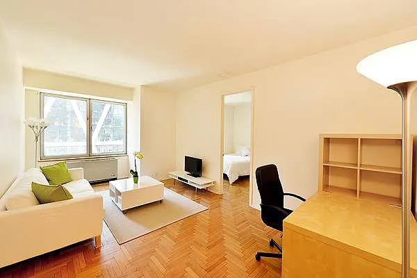 Rented by Sumitomo Real Estate Sales | media 15