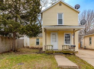 306 McLean St, Pekin, IL