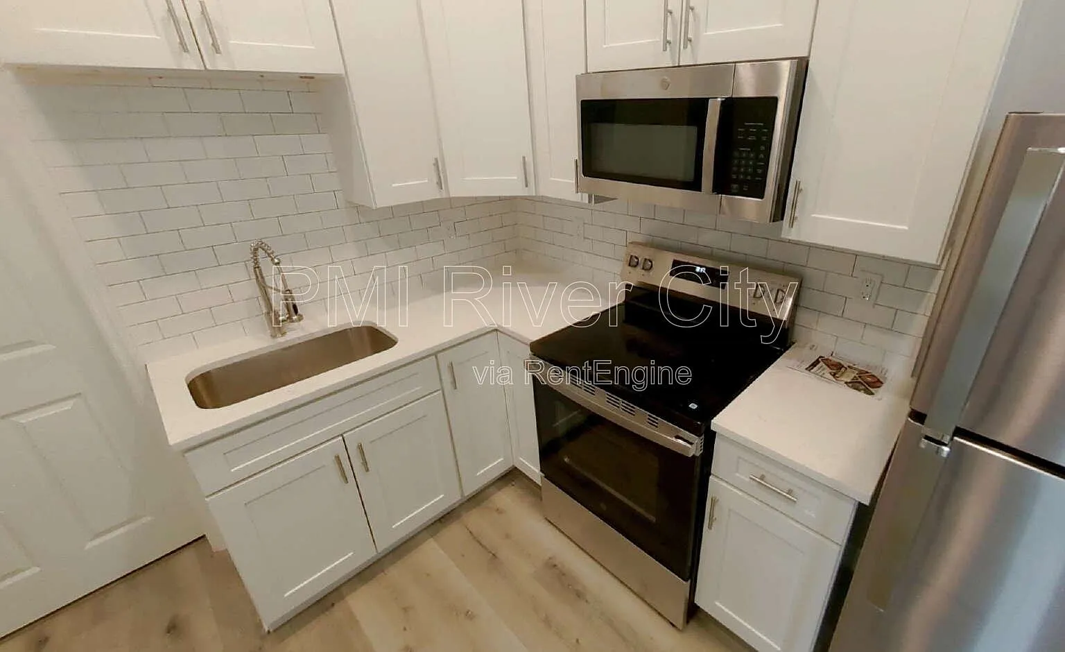 151 W 17th St — Photo 1