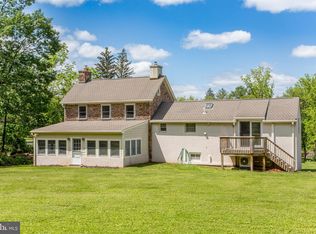 577 Sackettsford Rd, Ivyland, PA 18974