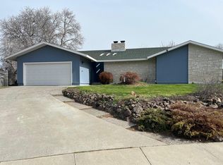 2352 Enterprise Dr, Richland, WA