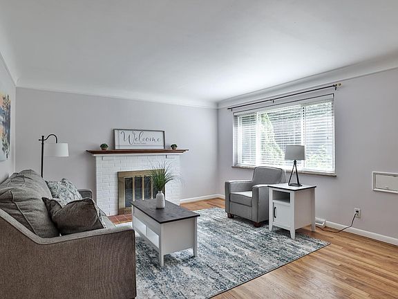 4th image of 8517 Donna Ln