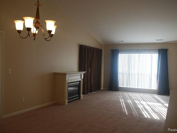 5th image of 16745 Carriage Way #41