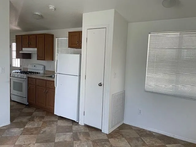 3115 N Fairview Ave #185 — Photo 13