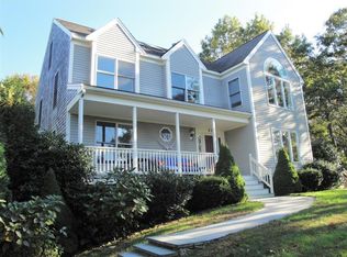 25 Brantwood Dr, Falmouth, MA 02540