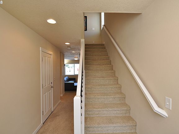 2nd image of 6112 NE 71st Ave