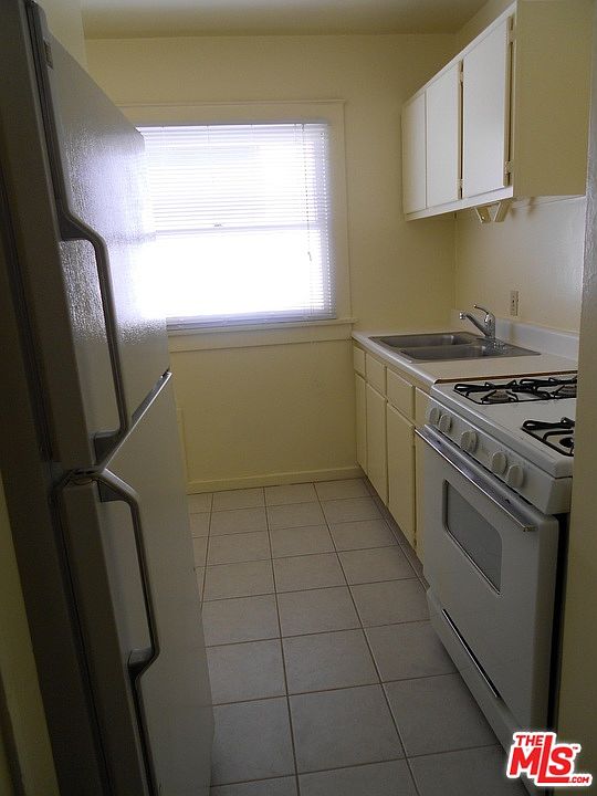 1st image of 317 N Palm Ave