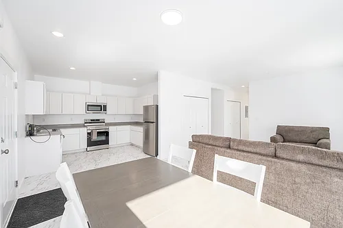 Modern Heights Apartments Photo 1