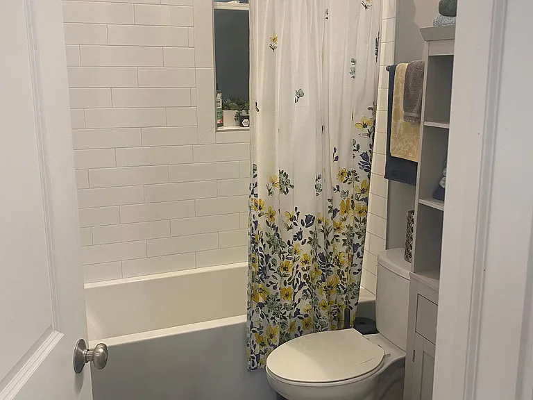 1059 N Damen Ave #3R — Photo 5