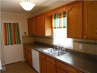 4th image of 7133 E Blackford Ave