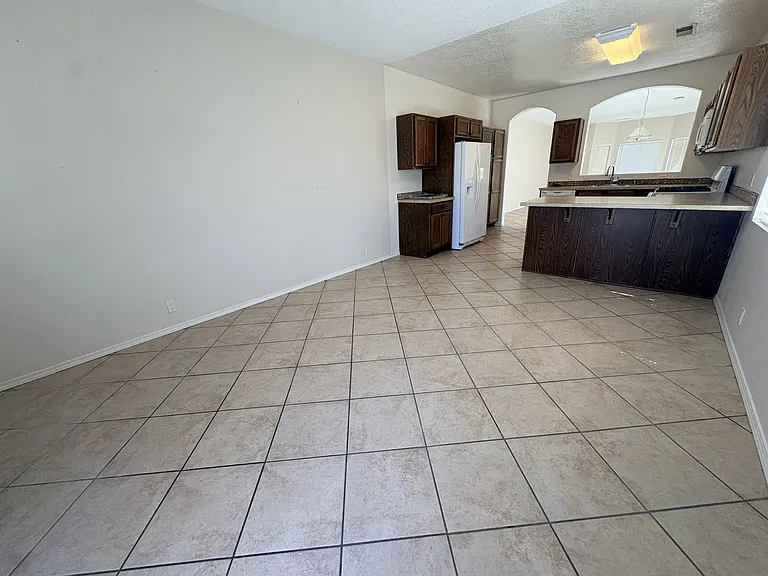 7180 Husky Dr NE — Photo 11