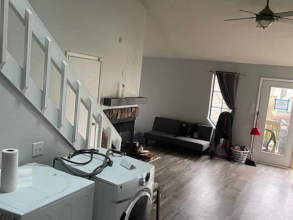 3rd image of 7150 Plantation Rd APT 327