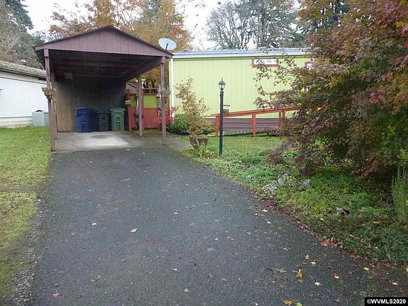 3rd image of 9874 Golf Club Rd SE Unit 22