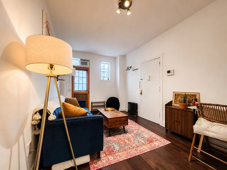 150 Norman Ave #1L