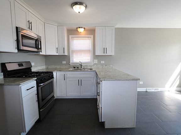 5th image of 7803 Lawler Ave