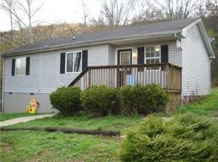 12 Ballard Rd, South Charleston, WV 25309