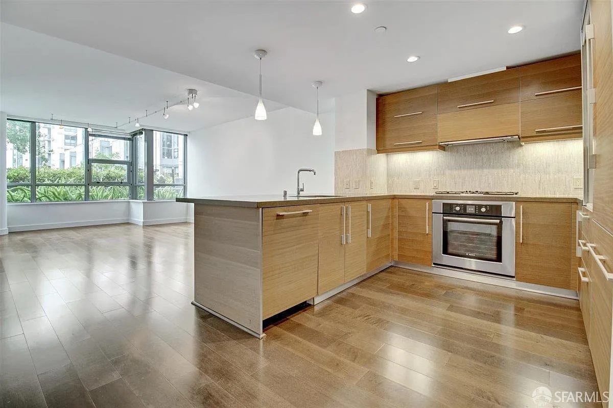 2 bed, 2.0 bath, 1264 sqft, $8,490 — Photo 1