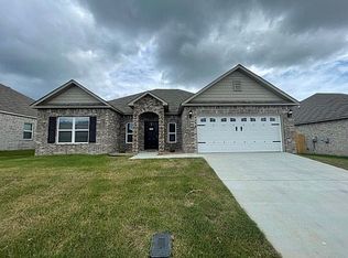 2100 Matthews Meadows Ln, Conway, AR 72032