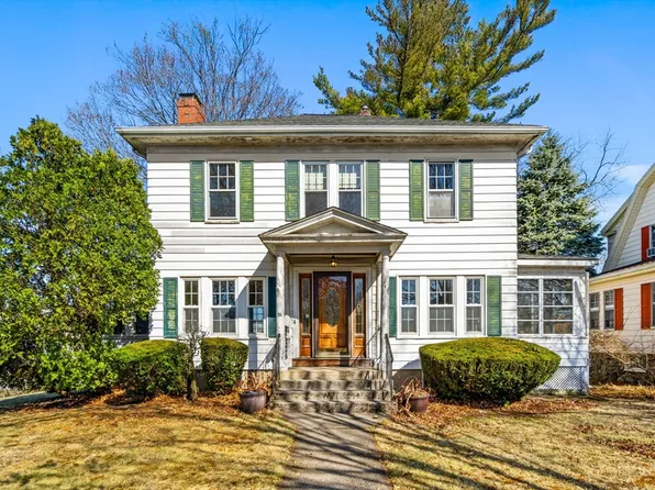 56 Gardner St, Peabody, MA 01960