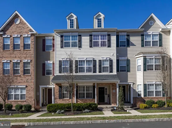 3061 Goshen Dr #M58-l, Pennsburg, PA 18073