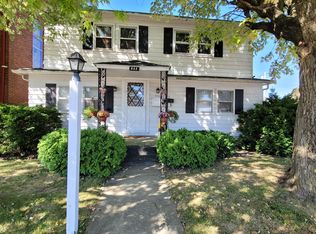 832 Columbus Ave, Washington Court House, OH 43160