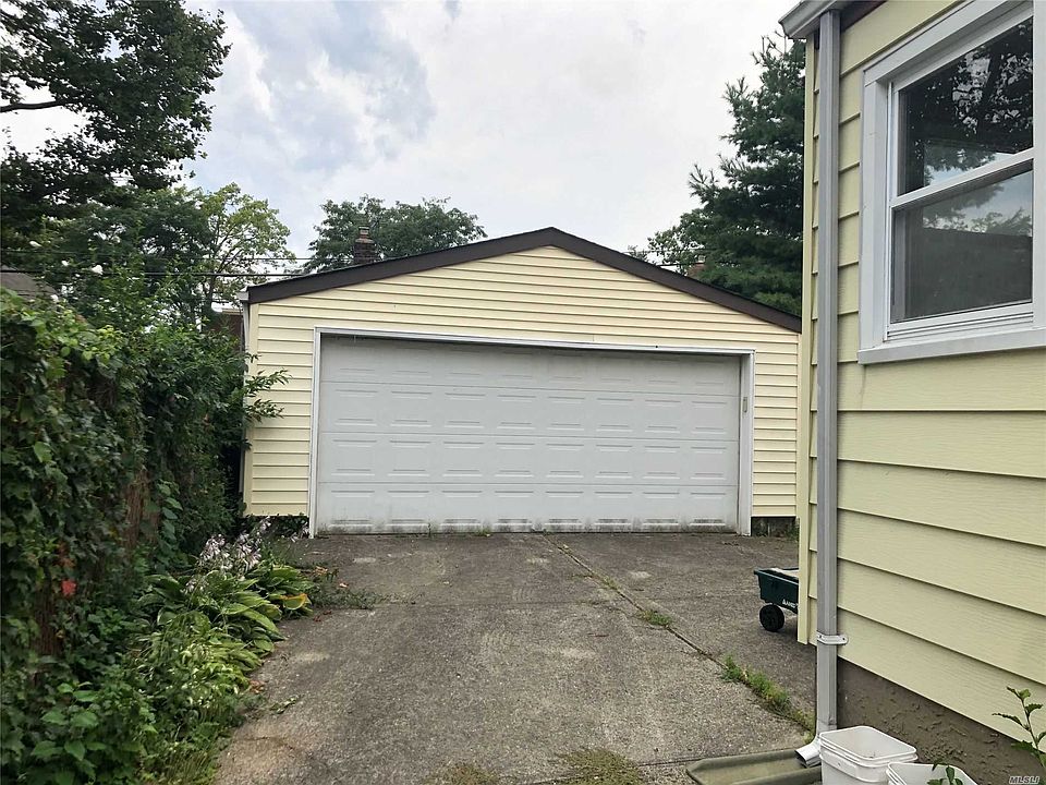2nd image of 80-50 263rd St