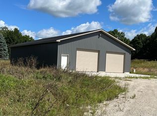 9515 Grossman Rd, Manchester, MI 48158