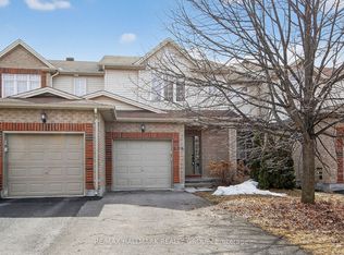 1008 Klondike Rd, Kanata, ON K2K0C3