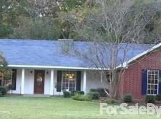 2701 Hundred Oaks Dr, Ruston, LA 71270