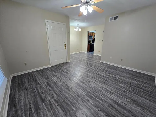 1705 Crossing Pl #108A, Austin, TX 78741