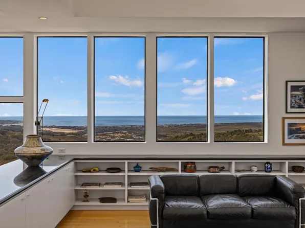 10450 Saddle Rd, Monterey, CA 93940