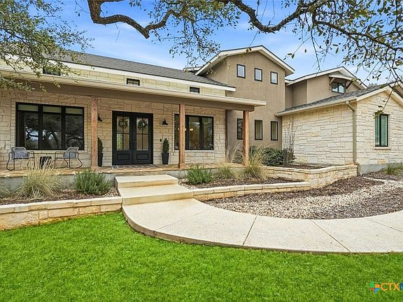 2nd image of 746 Panorama Point