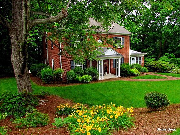 For Sale: 2583 Creston AVE, Roanoke, Virginia 24015