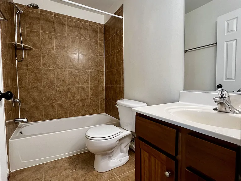 4359 Palton Dr — Photo 22