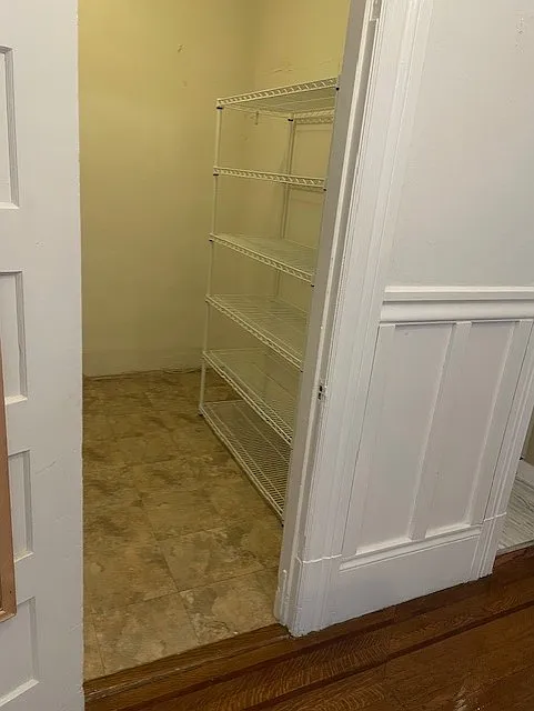 Bonus room/storage space