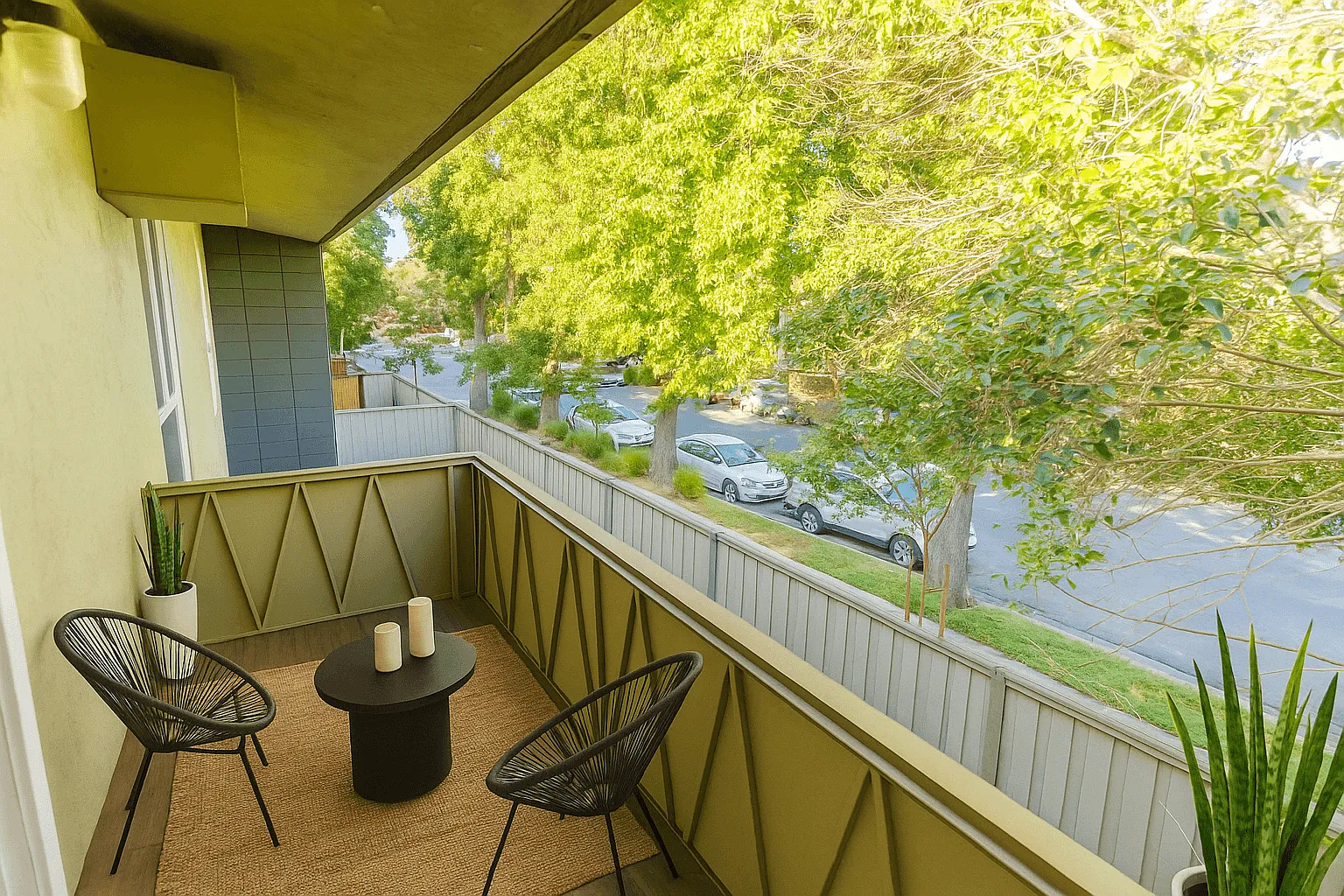 Pennsylvania Apartments — Photo 4