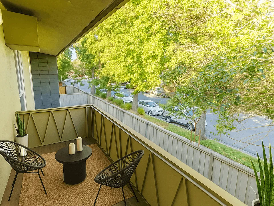Some images have been virtually staged for illustrative purposes. Apartments are leased unfurnished.