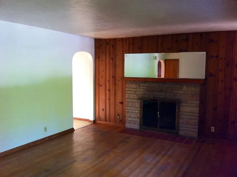 813 S Lincoln St — Photo 3