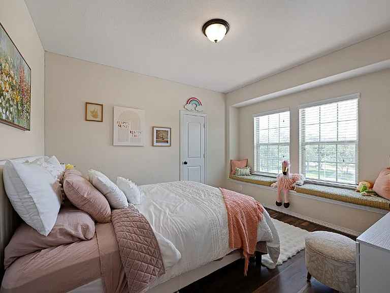 4627 Miramar Dr — Photo 27