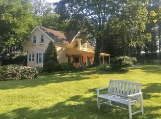 330 Centre Island Rd, Oyster Bay, NY 11771