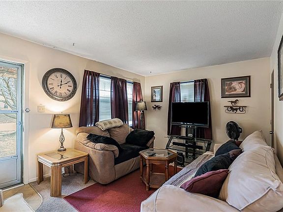 5th image of 7120-7122 N Park Ave